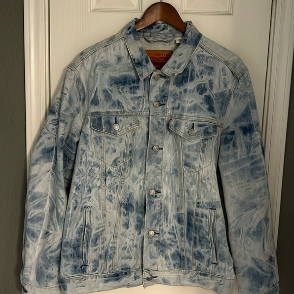 Levi’s XL men’s acid wash denim jacket - Picture 1 of 3